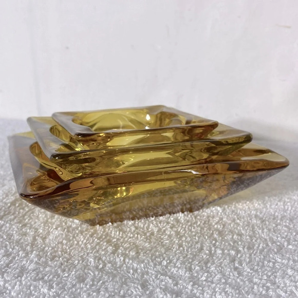 Vintage Amber Glass 3 Square Nesting Ashtrays Trinket Dishes - Picture 4 of 15